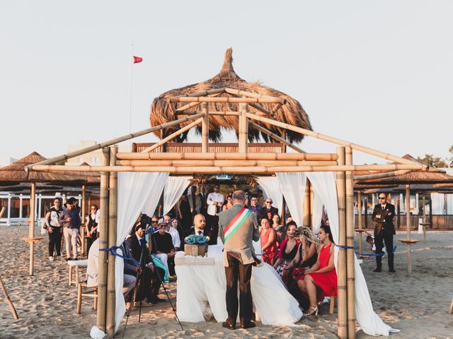 Il matrimonio di Simone e Sarah a Fiumicino, Roma 8