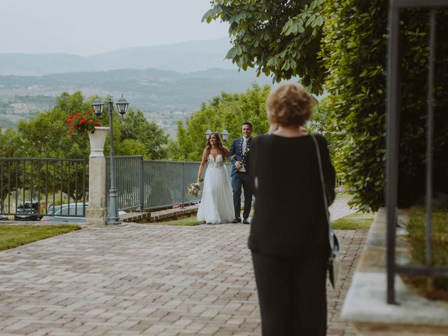 Il matrimonio di Vinicio e Ilaria a Tocco da Casauria, Pescara 44