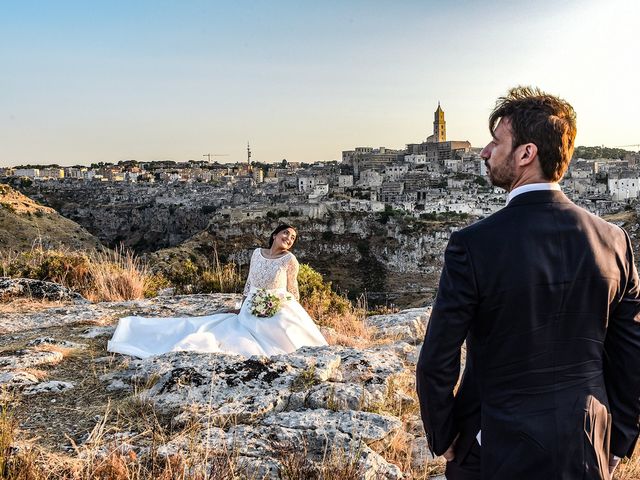 Il matrimonio di Tonia e Paolo a Pisticci, Matera 25