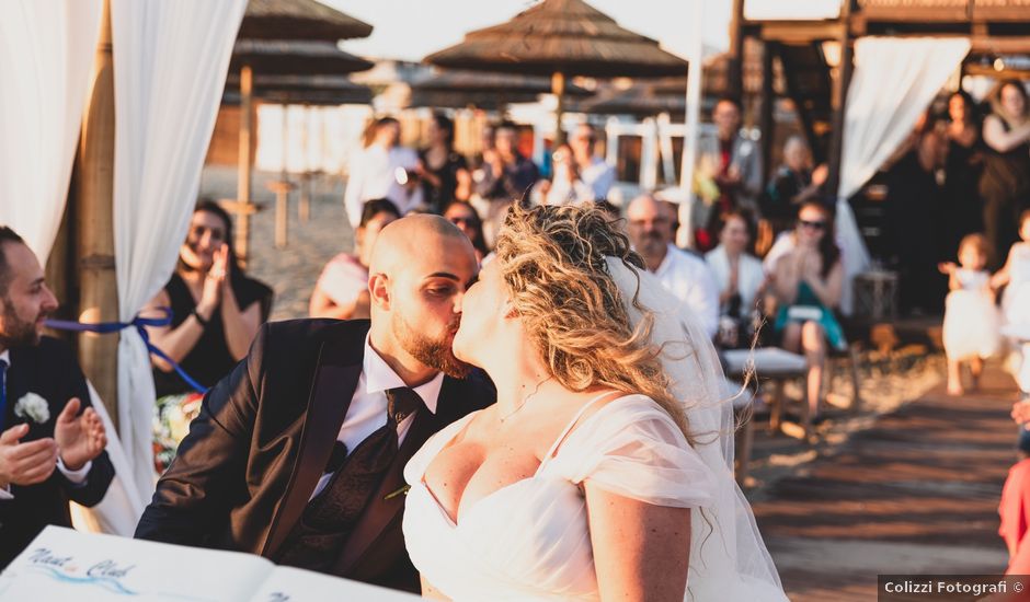 Il matrimonio di Simone e Sarah a Fiumicino, Roma