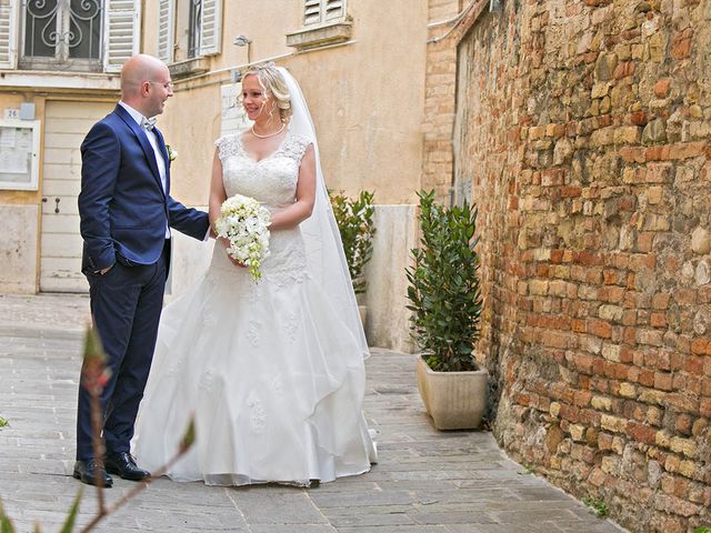 Il matrimonio di Nicola e Renata a San Benedetto del Tronto, Ascoli Piceno 42