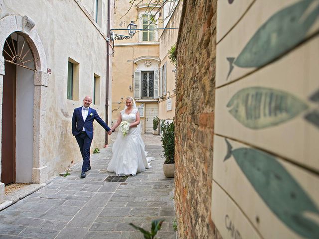 Il matrimonio di Nicola e Renata a San Benedetto del Tronto, Ascoli Piceno 43