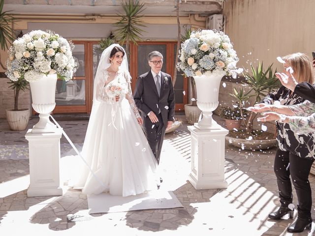 Il matrimonio di Giuseppe e Roberta a Napoli, Napoli 16