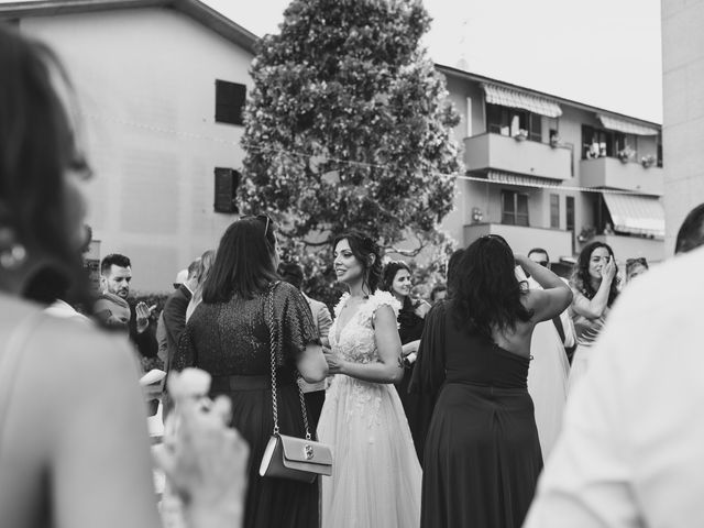 Il matrimonio di Adrian e Barbara a Pozzo d'Adda, Milano 31