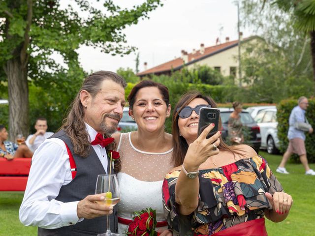 Il matrimonio di Walter e Silvia a Soave, Verona 11