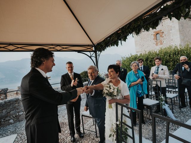 Il matrimonio di Andrea e Cinzia a Malcesine, Verona 28
