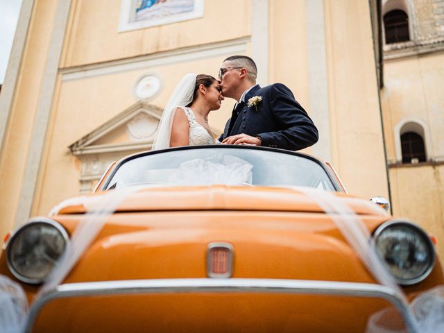 Il matrimonio di Luigi  e Lucia  a Vallo della Lucania, Salerno 7