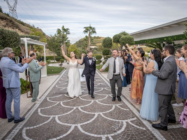 Il matrimonio di Merlin e Stefania a Pozzuoli, Napoli 19