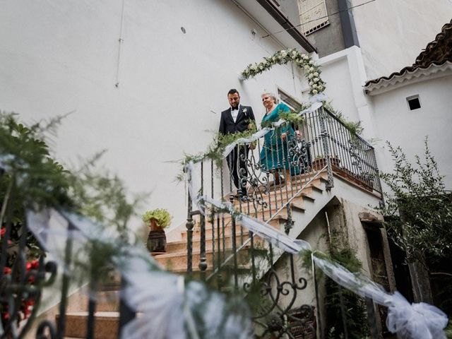 Il matrimonio di Francesco e Lina a Cirò Marina, Crotone 8