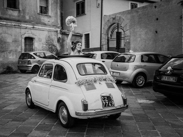 Il matrimonio di Francesco e Lina a Cirò Marina, Crotone 50