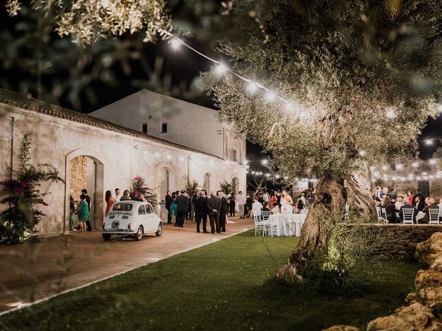 Il matrimonio di Francesco e Lina a Cirò Marina, Crotone 67