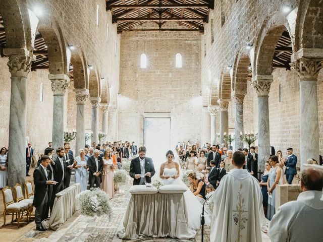 Il matrimonio di Marco e Marta a Castel Sant&apos;Elia, Viterbo 30