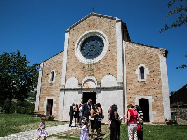 Il matrimonio di Emiliano e Mariangela a Colledara, Teramo 33