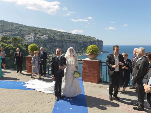 Il matrimonio di Teresa e Antonio a Vico Equense, Napoli 16