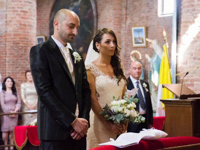 Il matrimonio di Luca e Marsela a Lomello, Pavia 15