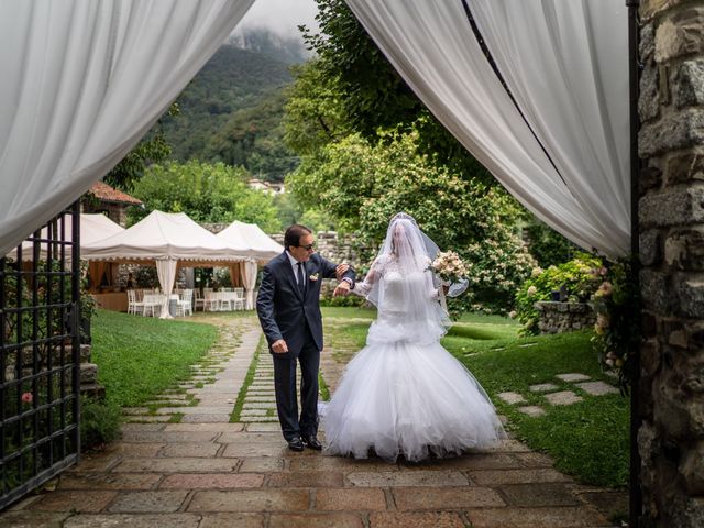 Il matrimonio di Dylan e Silvia a Calolziocorte, Lecco 21