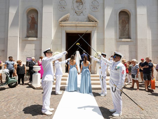 Il matrimonio di Maggiorino e Melissa a Sorrento, Napoli 20