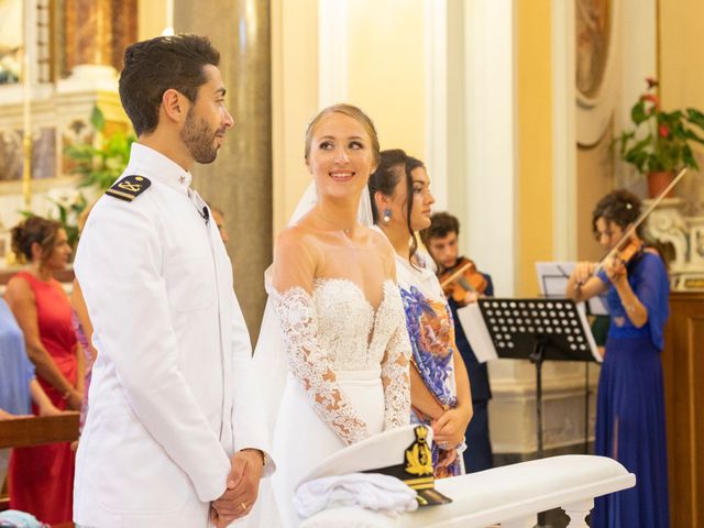 Il matrimonio di Maggiorino e Melissa a Sorrento, Napoli 24