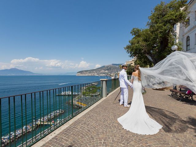 Il matrimonio di Maggiorino e Melissa a Sorrento, Napoli 35