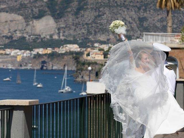 Il matrimonio di Maggiorino e Melissa a Sorrento, Napoli 36