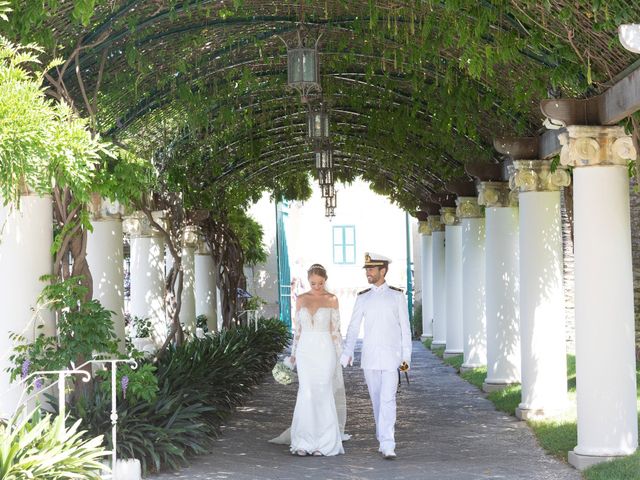 Il matrimonio di Maggiorino e Melissa a Sorrento, Napoli 40