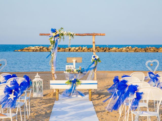 Il matrimonio di Dario e Lorenza a Bellaria-Igea Marina, Rimini 10