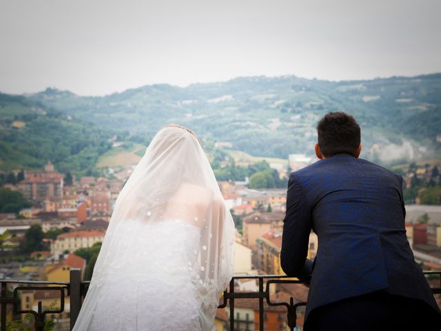 Il matrimonio di Marco e Ina a Canelli, Asti 21