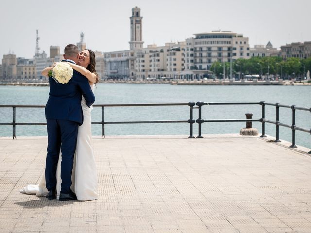 Il matrimonio di Salvatore e Monica a Noci, Bari 23