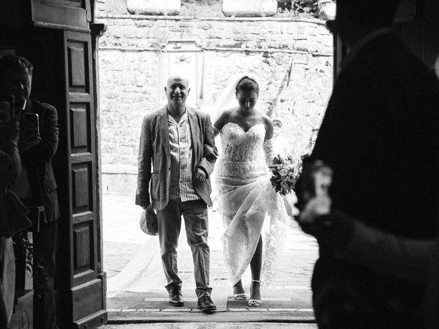 Il matrimonio di Laetitia e Anthony a Massa, Massa Carrara 21