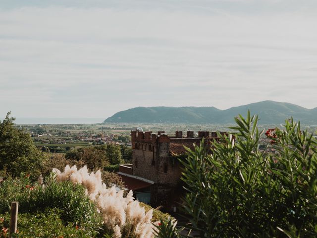Il matrimonio di Laetitia e Anthony a Massa, Massa Carrara 63