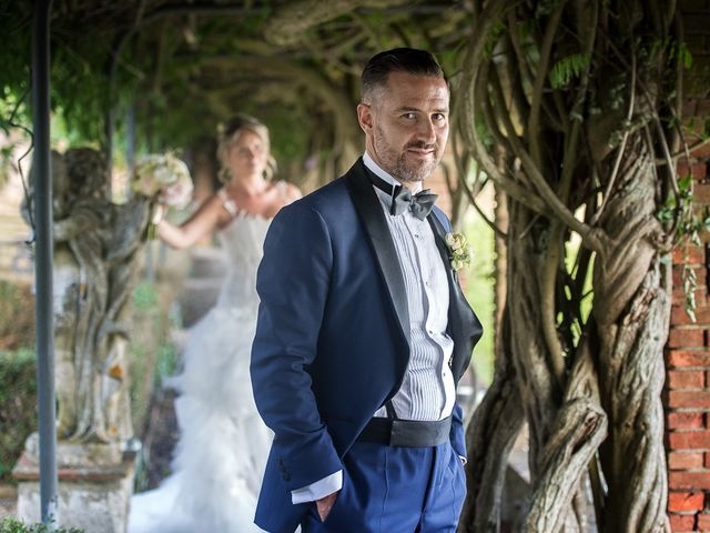 Il matrimonio di Andrea e Renata a Viareggio, Lucca 51