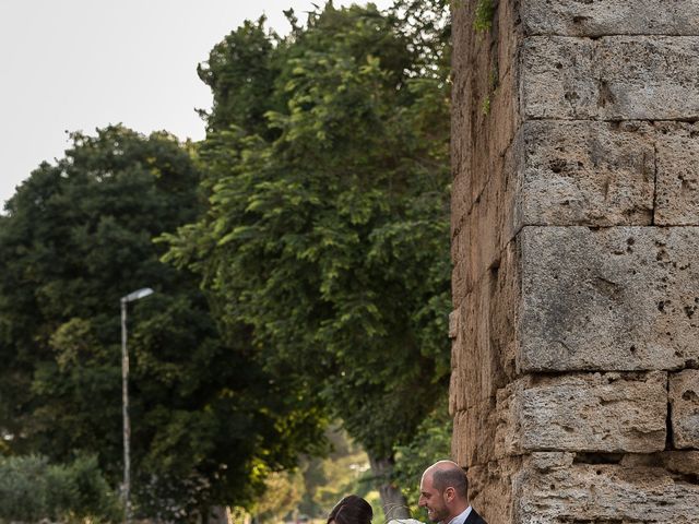 Il matrimonio di Luigi e Carmen a Capaccio Paestum, Salerno 25