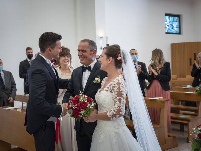 Il matrimonio di Sandro e Silvia a Nibionno, Lecco 17