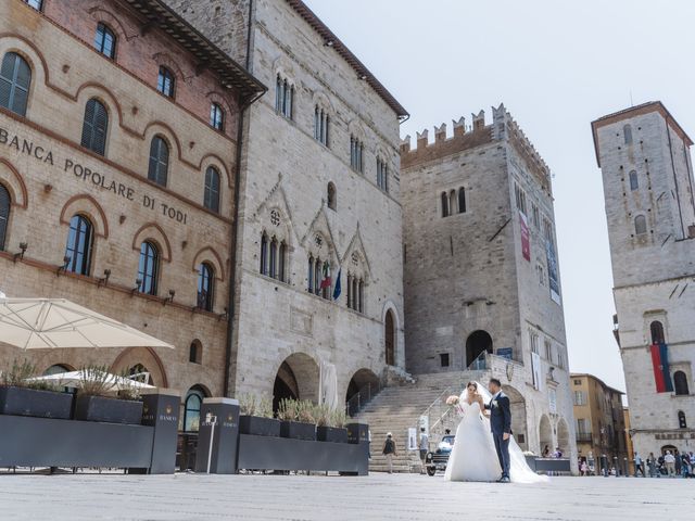 Il matrimonio di Lucia e Emanuele a Todi, Perugia 17