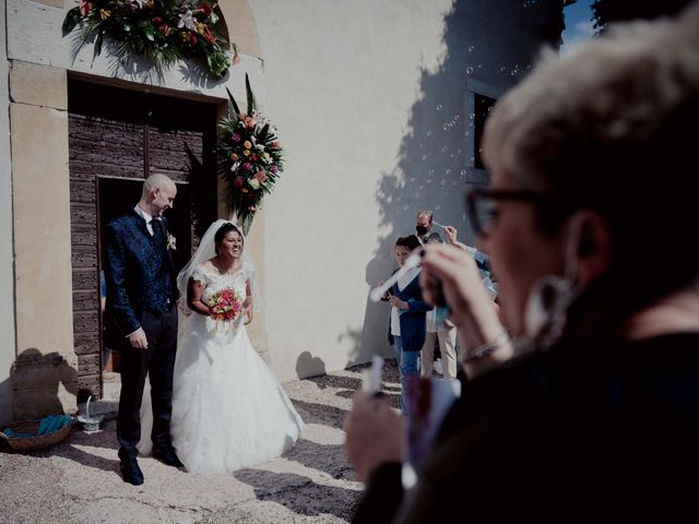 Il matrimonio di Luca e Liza a Marano di Valpolicella, Verona 23