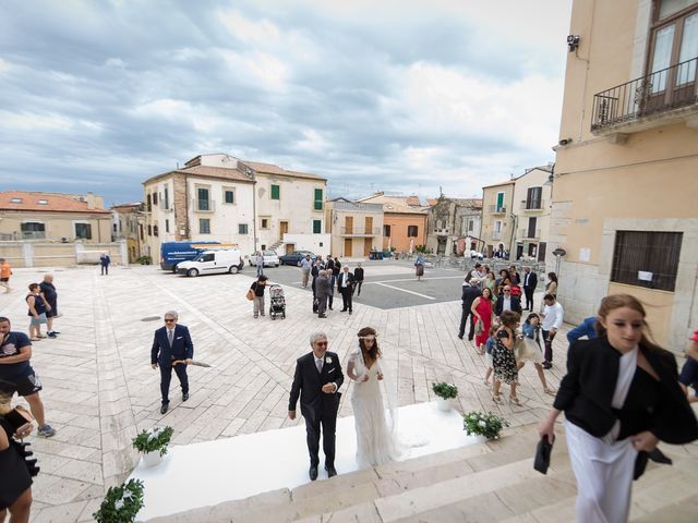 Il matrimonio di Matteo e Lucia a Termoli, Campobasso 23