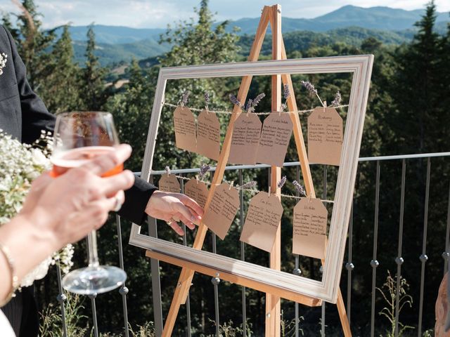 Il matrimonio di Luke e Katya a Allerona, Terni 31