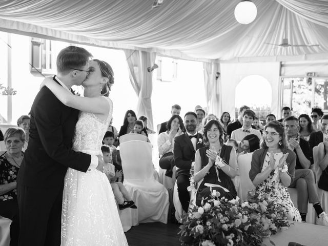 Il matrimonio di Lauri e Laura a Castel San Pietro Terme, Bologna 19