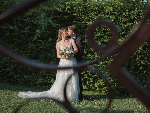 Il matrimonio di Lauri e Laura a Castel San Pietro Terme, Bologna 36