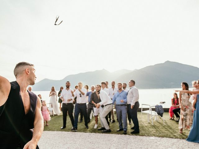 Il matrimonio di Federico e Rossella a Luino, Varese 10