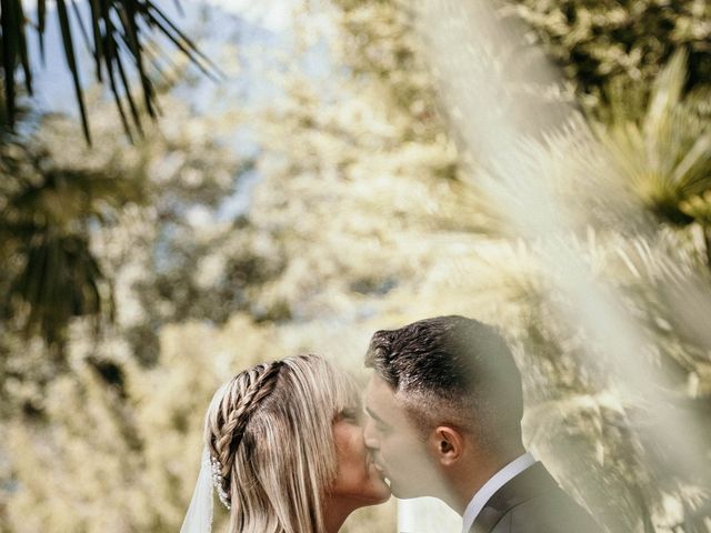 Il matrimonio di Federico e Rossella a Luino, Varese 12