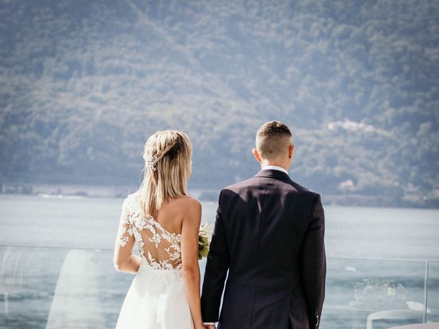 Il matrimonio di Federico e Rossella a Luino, Varese 15