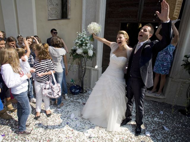 Il matrimonio di Mauro e Lidia a Villa d&apos;Ogna, Bergamo 6