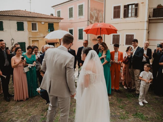 Il matrimonio di Elena e Lorenzo a Castelnuovo Magra, La Spezia 52
