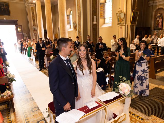 Il matrimonio di Dario e Caterina a Besana in Brianza, Monza e Brianza 30