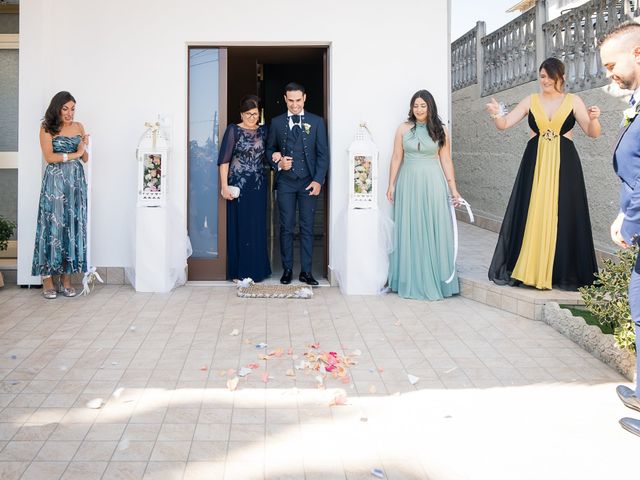 Il matrimonio di Danilo e Marika a Alba Adriatica, Teramo 5