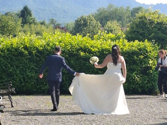 Il matrimonio di Alessandro  e Arianna a Caprino Bergamasco, Bergamo 13