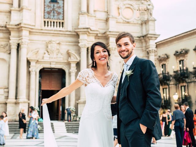 Il matrimonio di Daniele e Rosangela a Acireale, Catania 31