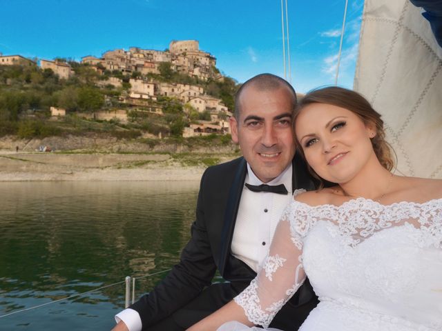 Il matrimonio di Luca e Donata a Castel di Tora, Rieti 17