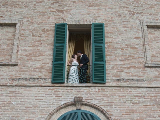 Il matrimonio di Marco e Lucy a Castel di Lama, Ascoli Piceno 44